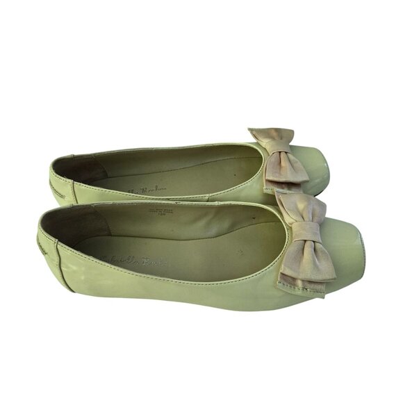 Gabriella Rocha Cream Faux Patent Leather Bow Detail True Baker Flats Size 7.5W - Picture 2 of 10